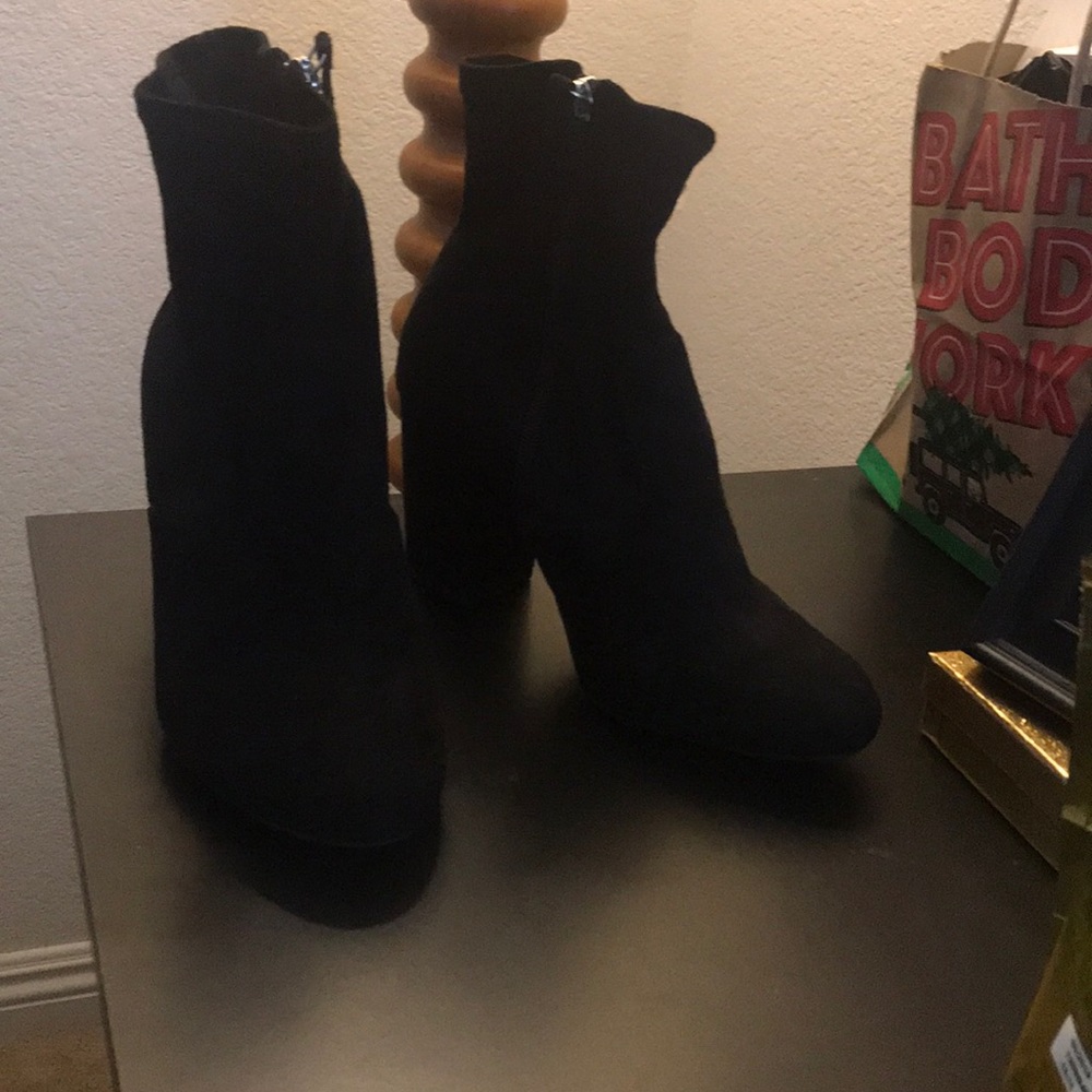 Black suede ankle boots🖤